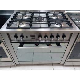 Indesit 90X60 cm, 5 Burners Free Standing Gas Cooker For selling